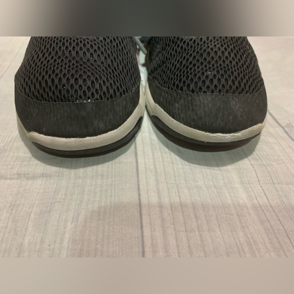 Nike - Picture 7 of 7